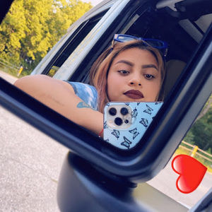 Meet your Posher, Tania